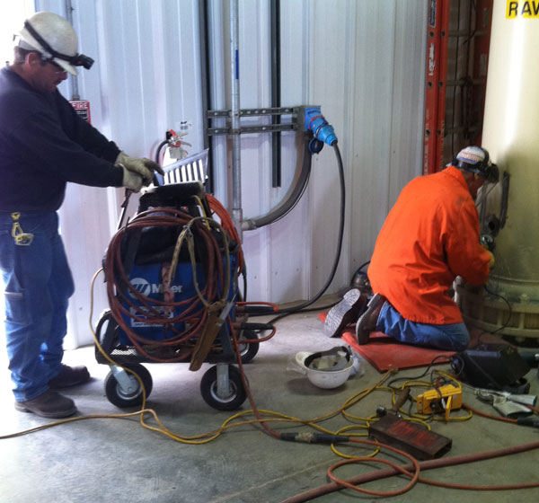 Wall Mounted MELTRIC Plug and Receptacle for Welding Machines